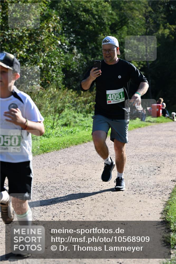 27.09.2026 - 35. Volkslauf durch das schöne Alstertal Dr. Thomas Lammeyer http://msf.ph/oto/10568909 27.09.2026 10:55:12 Laufen 050, 4051 meine-sportfotos.de