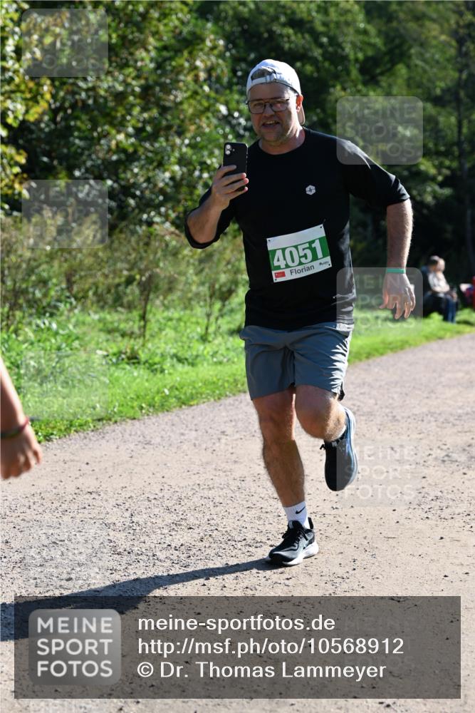 27.09.2026 - 35. Volkslauf durch das schöne Alstertal Dr. Thomas Lammeyer http://msf.ph/oto/10568912 27.09.2026 10:55:12 Laufen 4051 meine-sportfotos.de