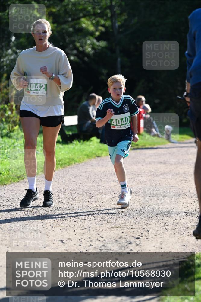 27.09.2026 - 35. Volkslauf durch das schöne Alstertal Dr. Thomas Lammeyer http://msf.ph/oto/10568930 27.09.2026 10:55:20 Laufen 4042, 4040 meine-sportfotos.de