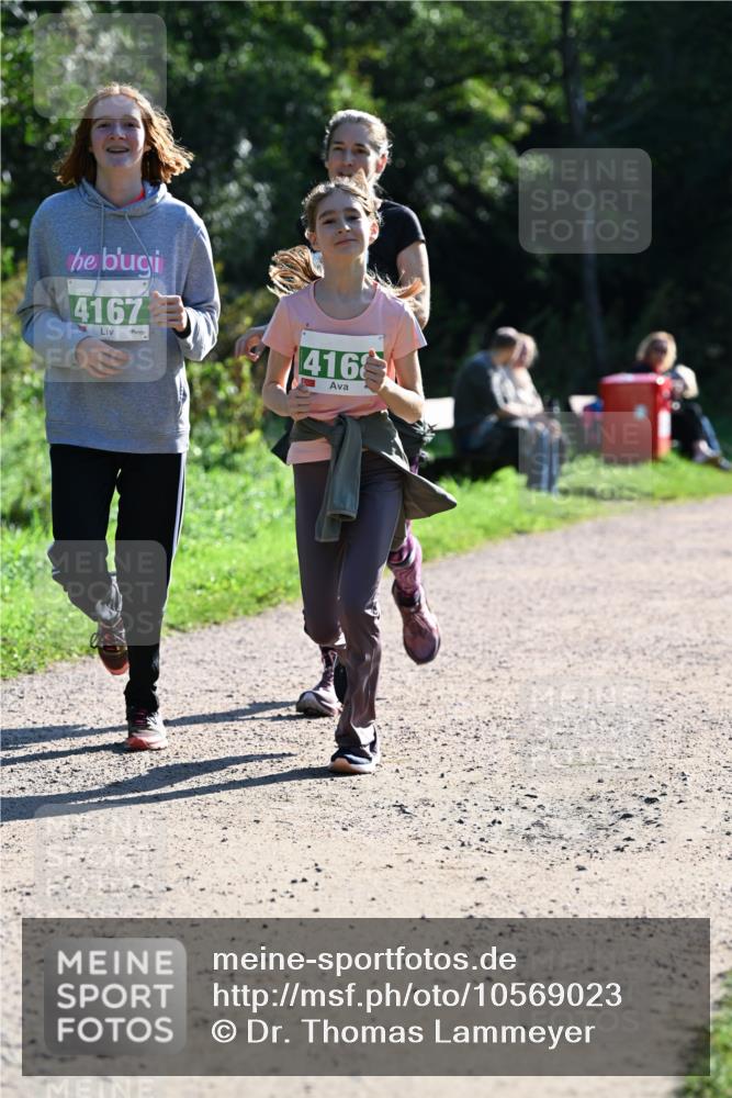 27.09.2026 - 35. Volkslauf durch das schöne Alstertal Dr. Thomas Lammeyer http://msf.ph/oto/10569023 27.09.2026 10:55:34 Laufen 4167, 416 meine-sportfotos.de