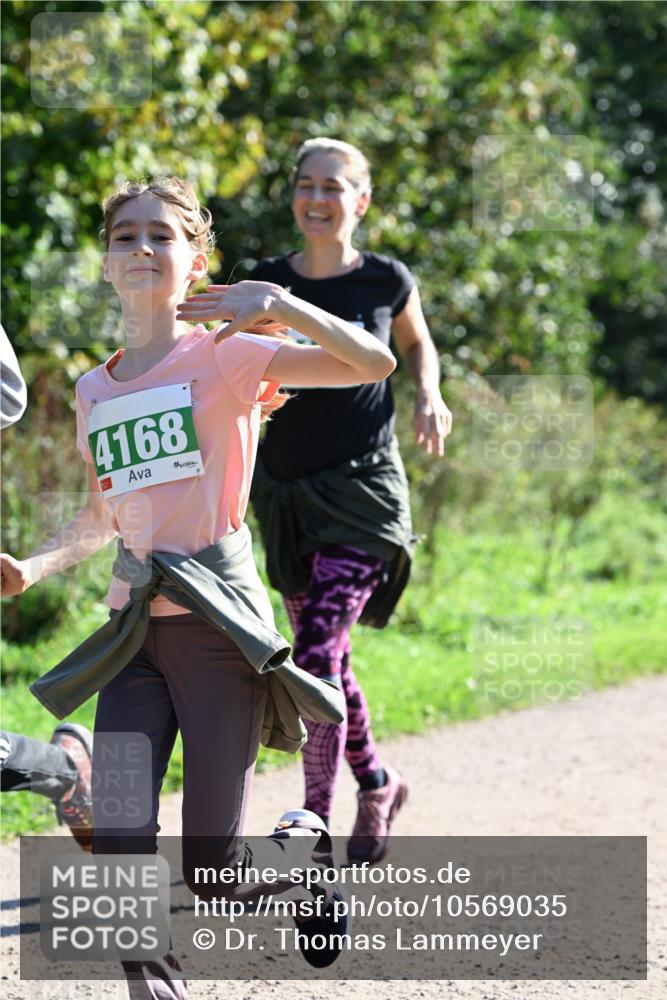 27.09.2026 - 35. Volkslauf durch das schöne Alstertal Dr. Thomas Lammeyer http://msf.ph/oto/10569035 27.09.2026 10:55:36 Laufen 4168 meine-sportfotos.de
