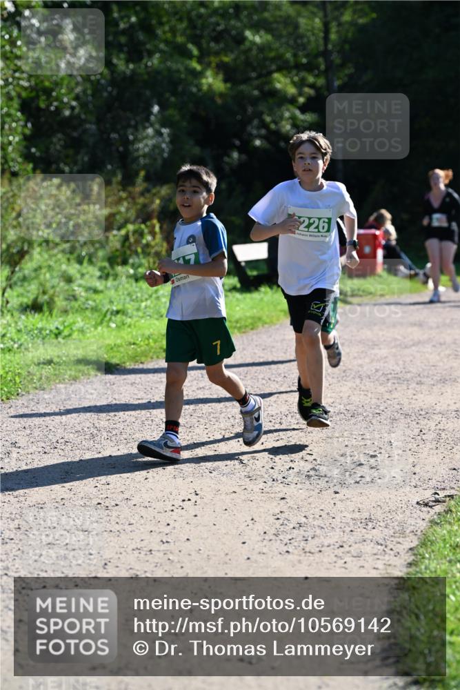 27.09.2026 - 35. Volkslauf durch das schöne Alstertal Dr. Thomas Lammeyer http://msf.ph/oto/10569142 27.09.2026 10:56:18 Laufen 1, 226 meine-sportfotos.de