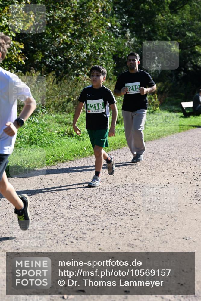 27.09.2026 - 35. Volkslauf durch das schöne Alstertal Dr. Thomas Lammeyer http://msf.ph/oto/10569157 27.09.2026 10:56:20 Laufen 4218, 1219 meine-sportfotos.de