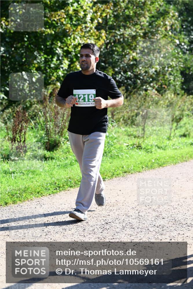 27.09.2026 - 35. Volkslauf durch das schöne Alstertal Dr. Thomas Lammeyer http://msf.ph/oto/10569161 27.09.2026 10:56:21 Laufen 1219 meine-sportfotos.de