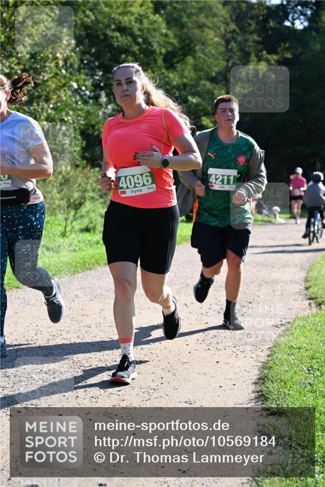 27.09.2026 - 35. Volkslauf durch das schöne Alstertal Dr. Thomas Lammeyer http://msf.ph/oto/10569184 27.09.2026 10:56:26 Laufen 4096, 4211 meine-sportfotos.de