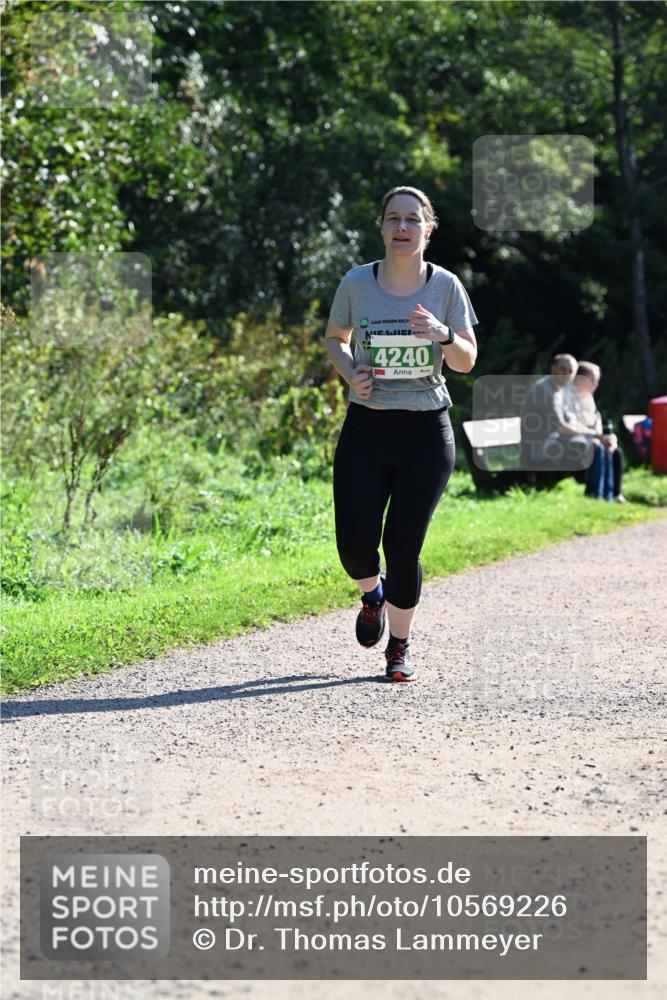 27.09.2026 - 35. Volkslauf durch das schöne Alstertal Dr. Thomas Lammeyer http://msf.ph/oto/10569226 27.09.2026 10:56:35 Laufen 4240 meine-sportfotos.de