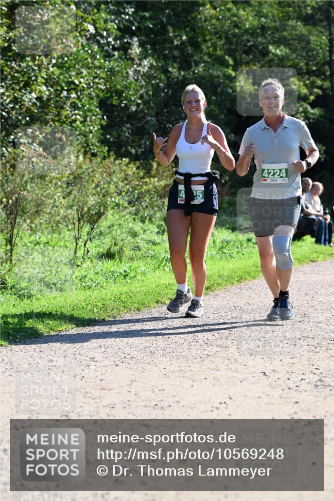 27.09.2026 - 35. Volkslauf durch das schöne Alstertal Dr. Thomas Lammeyer http://msf.ph/oto/10569248 27.09.2026 10:56:50 Laufen 45, 4224 meine-sportfotos.de