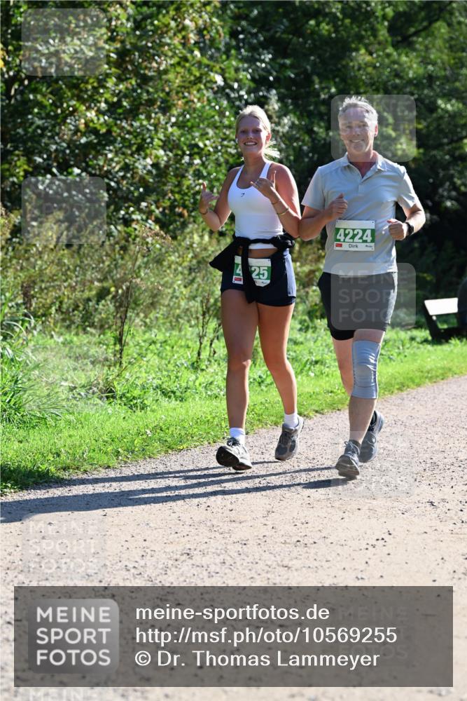 27.09.2026 - 35. Volkslauf durch das schöne Alstertal Dr. Thomas Lammeyer http://msf.ph/oto/10569255 27.09.2026 10:56:51 Laufen 425, 4224 meine-sportfotos.de