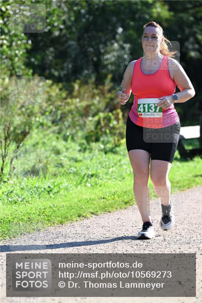 27.09.2026 - 35. Volkslauf durch das schöne Alstertal Dr. Thomas Lammeyer http://msf.ph/oto/10569273 27.09.2026 10:57:04 Laufen 4137 meine-sportfotos.de