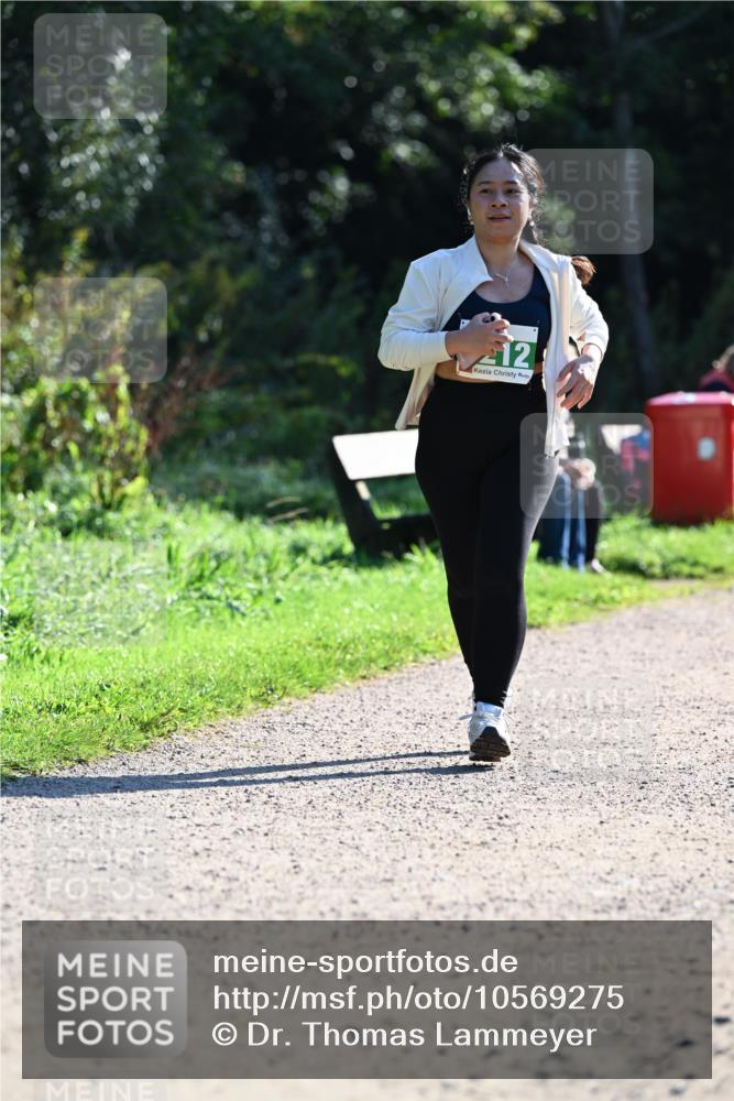 27.09.2026 - 35. Volkslauf durch das schöne Alstertal Dr. Thomas Lammeyer http://msf.ph/oto/10569275 27.09.2026 10:57:07 Laufen 12 meine-sportfotos.de