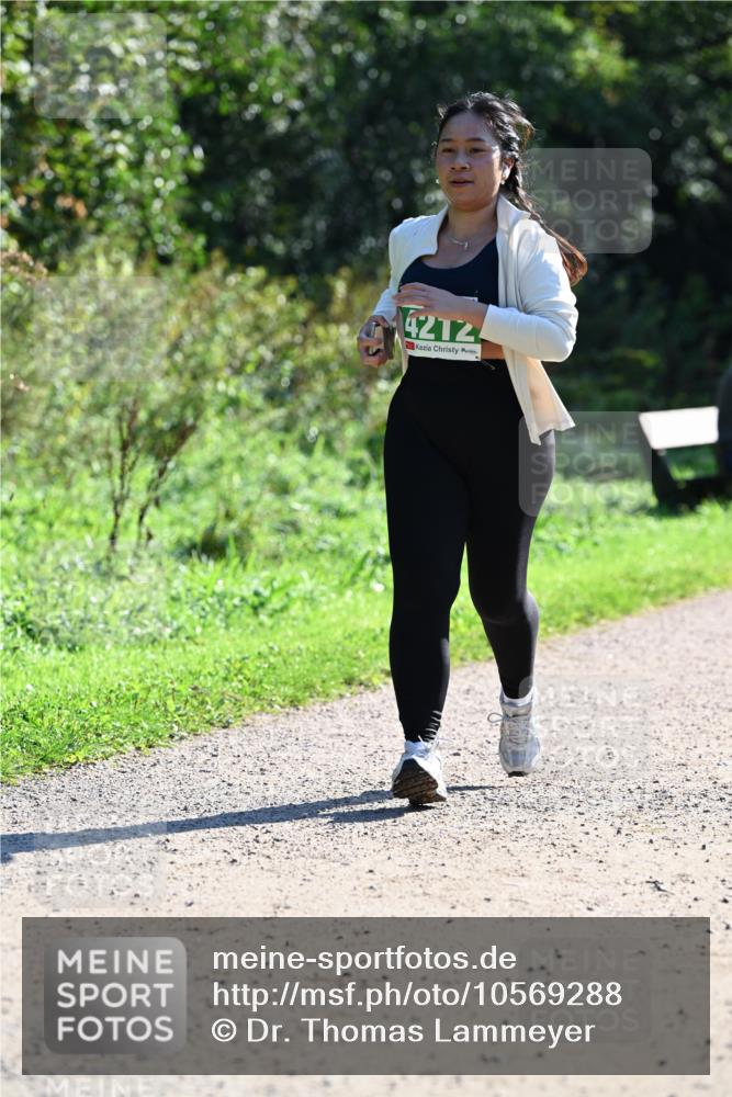 27.09.2026 - 35. Volkslauf durch das schöne Alstertal Dr. Thomas Lammeyer http://msf.ph/oto/10569288 27.09.2026 10:57:09 Laufen 4212 meine-sportfotos.de