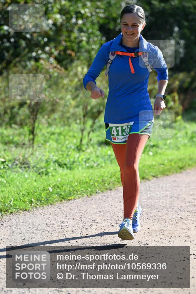 27.09.2026 - 35. Volkslauf durch das schöne Alstertal Dr. Thomas Lammeyer http://msf.ph/oto/10569336 27.09.2026 10:57:28 Laufen 413 meine-sportfotos.de