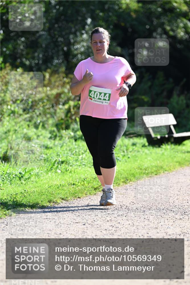 27.09.2026 - 35. Volkslauf durch das schöne Alstertal Dr. Thomas Lammeyer http://msf.ph/oto/10569349 27.09.2026 10:57:33 Laufen 4044, 5 meine-sportfotos.de