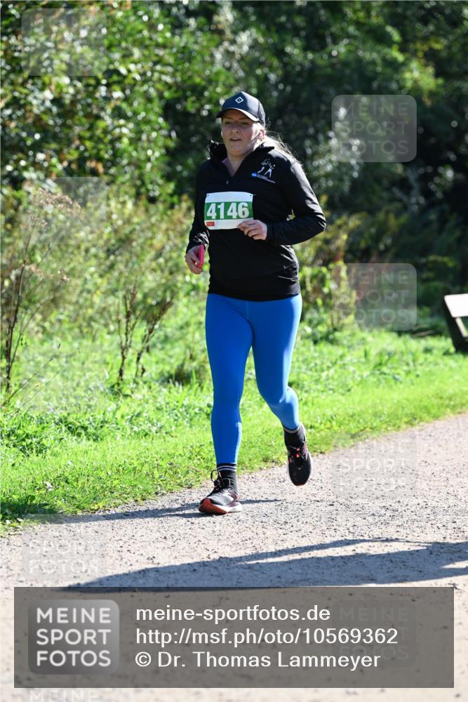 27.09.2026 - 35. Volkslauf durch das schöne Alstertal Dr. Thomas Lammeyer http://msf.ph/oto/10569362 27.09.2026 10:57:39 Laufen 4146 meine-sportfotos.de