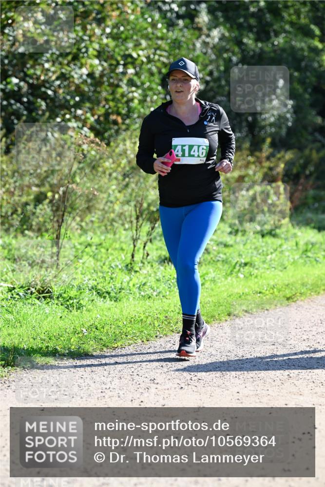 27.09.2026 - 35. Volkslauf durch das schöne Alstertal Dr. Thomas Lammeyer http://msf.ph/oto/10569364 27.09.2026 10:57:40 Laufen 4146 meine-sportfotos.de