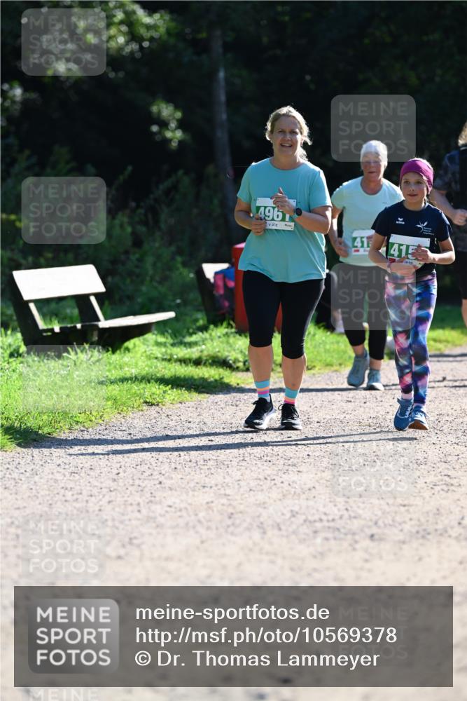 27.09.2026 - 35. Volkslauf durch das schöne Alstertal Dr. Thomas Lammeyer http://msf.ph/oto/10569378 27.09.2026 10:57:45 Laufen 496, 41, 415 meine-sportfotos.de