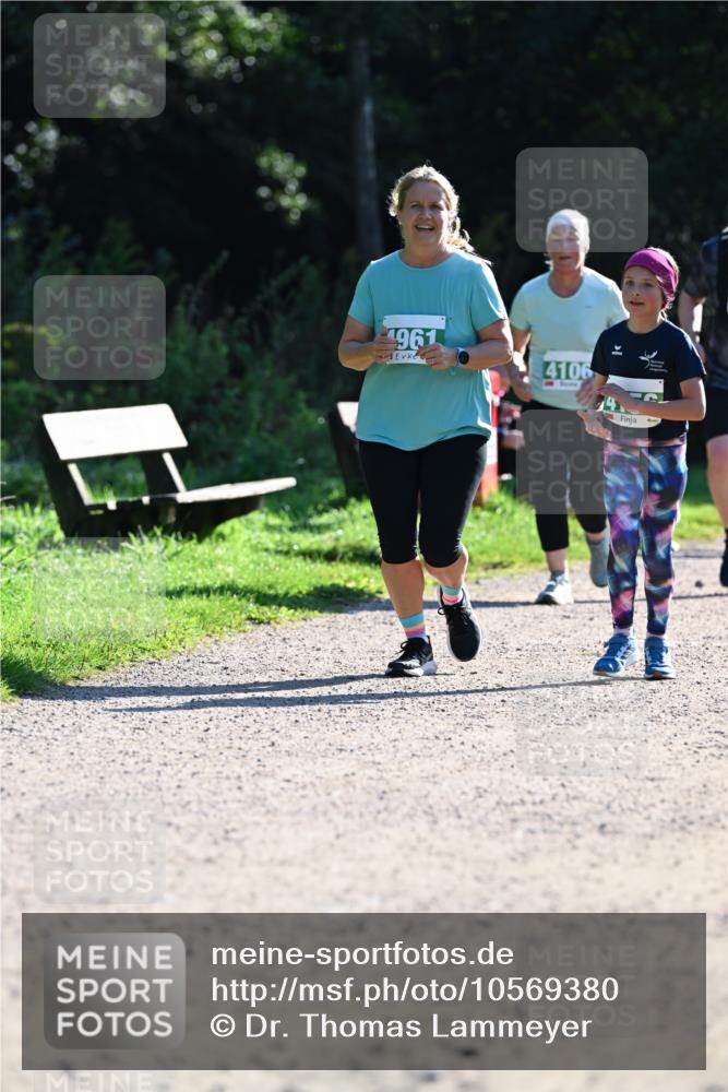 27.09.2026 - 35. Volkslauf durch das schöne Alstertal Dr. Thomas Lammeyer http://msf.ph/oto/10569380 27.09.2026 10:57:45 Laufen 1961, 4106 meine-sportfotos.de