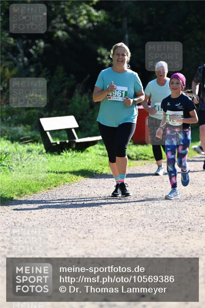 27.09.2026 - 35. Volkslauf durch das schöne Alstertal Dr. Thomas Lammeyer http://msf.ph/oto/10569386 27.09.2026 10:57:46 Laufen 4961, 41 meine-sportfotos.de