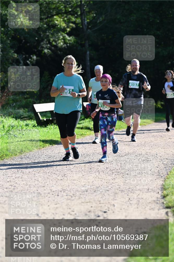 27.09.2026 - 35. Volkslauf durch das schöne Alstertal Dr. Thomas Lammeyer http://msf.ph/oto/10569387 27.09.2026 10:57:46 Laufen 61, 415, 4157 meine-sportfotos.de