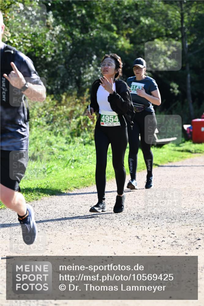 27.09.2026 - 35. Volkslauf durch das schöne Alstertal Dr. Thomas Lammeyer http://msf.ph/oto/10569425 27.09.2026 10:57:53 Laufen 4954, 414 meine-sportfotos.de