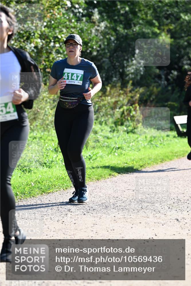 27.09.2026 - 35. Volkslauf durch das schöne Alstertal Dr. Thomas Lammeyer http://msf.ph/oto/10569436 27.09.2026 10:57:55 Laufen 54, 4147 meine-sportfotos.de