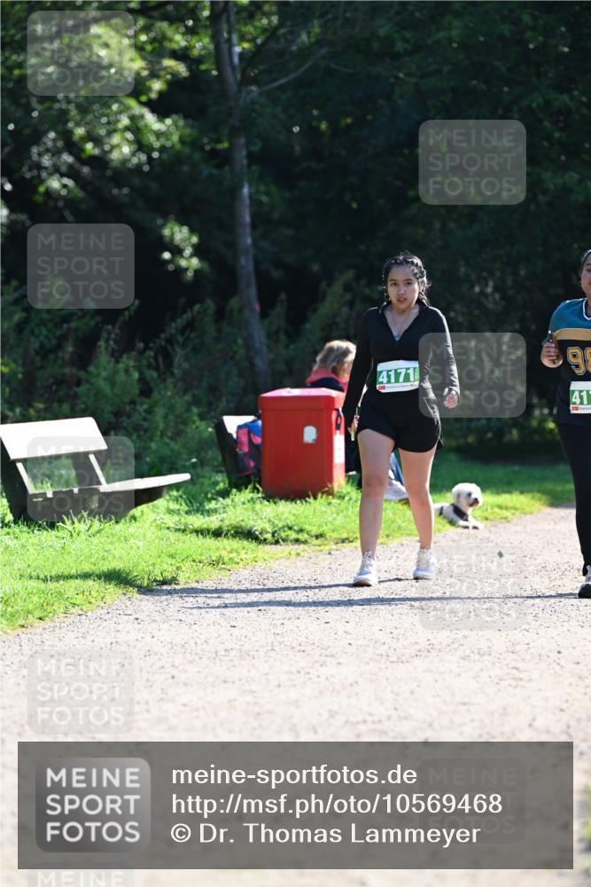 27.09.2026 - 35. Volkslauf durch das schöne Alstertal Dr. Thomas Lammeyer http://msf.ph/oto/10569468 27.09.2026 10:58:01 Laufen 4171, 91, 41 meine-sportfotos.de