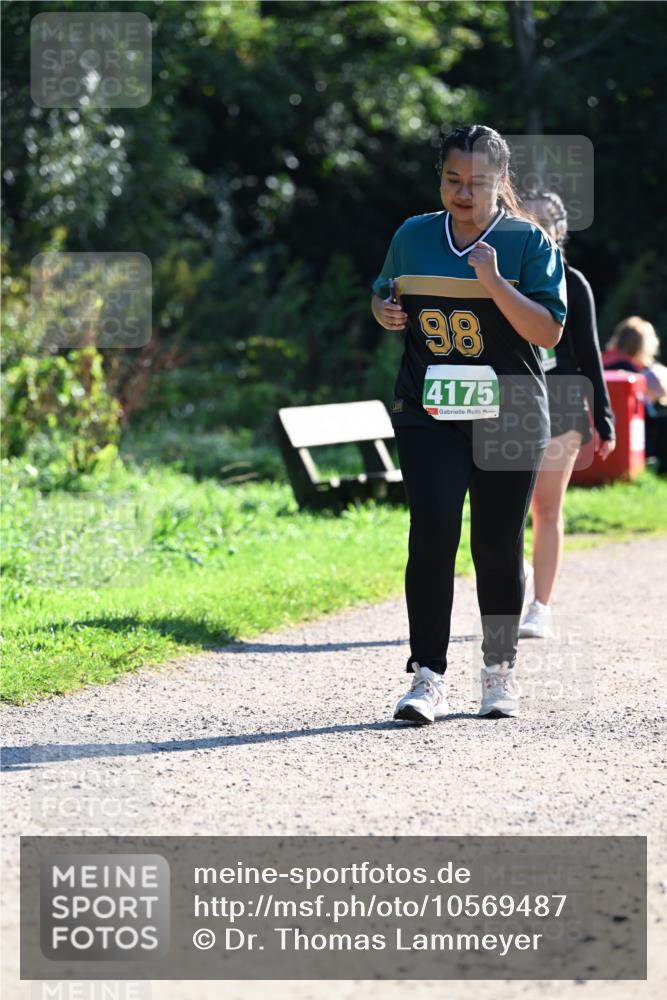27.09.2026 - 35. Volkslauf durch das schöne Alstertal Dr. Thomas Lammeyer http://msf.ph/oto/10569487 27.09.2026 10:58:05 Laufen 98, 4175 meine-sportfotos.de