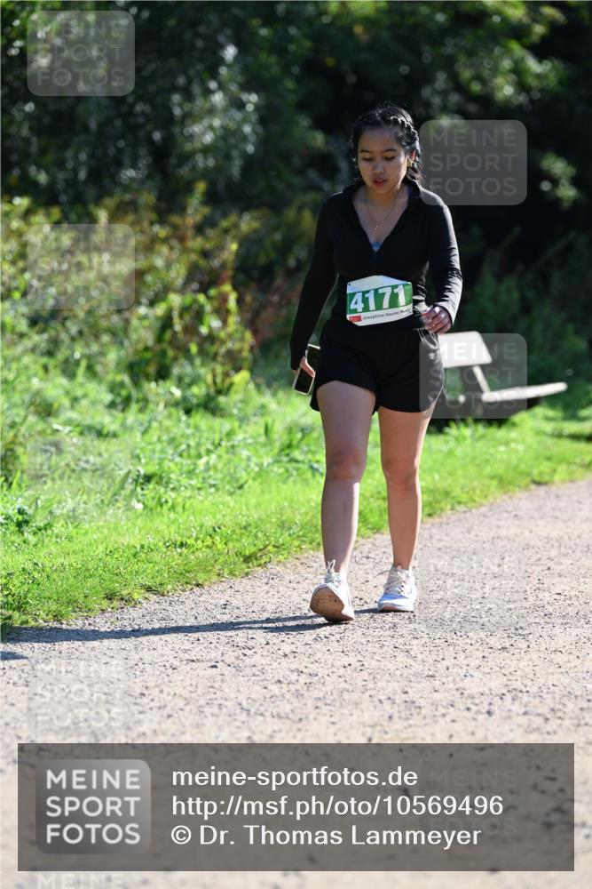 27.09.2026 - 35. Volkslauf durch das schöne Alstertal Dr. Thomas Lammeyer http://msf.ph/oto/10569496 27.09.2026 10:58:08 Laufen 4171 meine-sportfotos.de