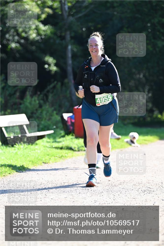 27.09.2026 - 35. Volkslauf durch das schöne Alstertal Dr. Thomas Lammeyer http://msf.ph/oto/10569517 27.09.2026 10:58:19 Laufen 4955 meine-sportfotos.de