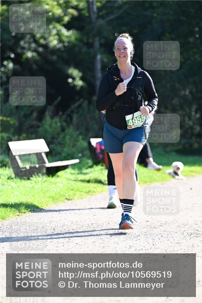27.09.2026 - 35. Volkslauf durch das schöne Alstertal Dr. Thomas Lammeyer http://msf.ph/oto/10569519 27.09.2026 10:58:19 Laufen 4955 meine-sportfotos.de