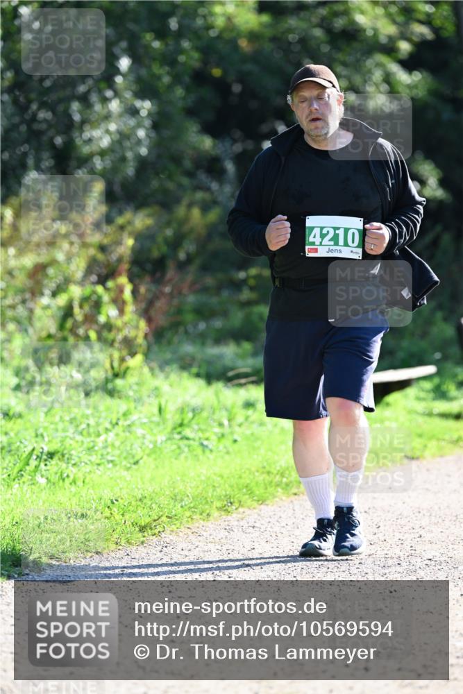 27.09.2026 - 35. Volkslauf durch das schöne Alstertal Dr. Thomas Lammeyer http://msf.ph/oto/10569594 27.09.2026 10:58:43 Laufen 4210 meine-sportfotos.de