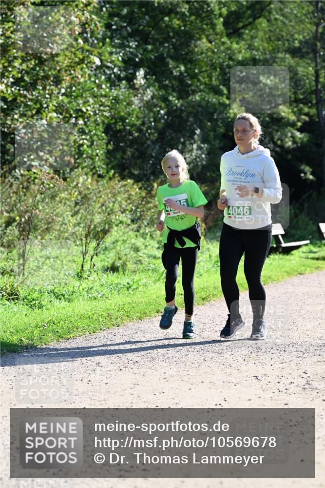 27.09.2026 - 35. Volkslauf durch das schöne Alstertal Dr. Thomas Lammeyer http://msf.ph/oto/10569678 27.09.2026 10:59:38 Laufen 4046 meine-sportfotos.de