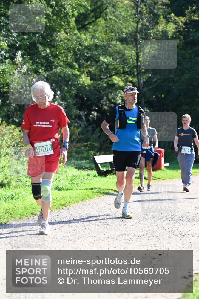 27.09.2026 - 35. Volkslauf durch das schöne Alstertal Dr. Thomas Lammeyer http://msf.ph/oto/10569705 27.09.2026 11:00:03 Laufen 2006, 4008, 4184 meine-sportfotos.de