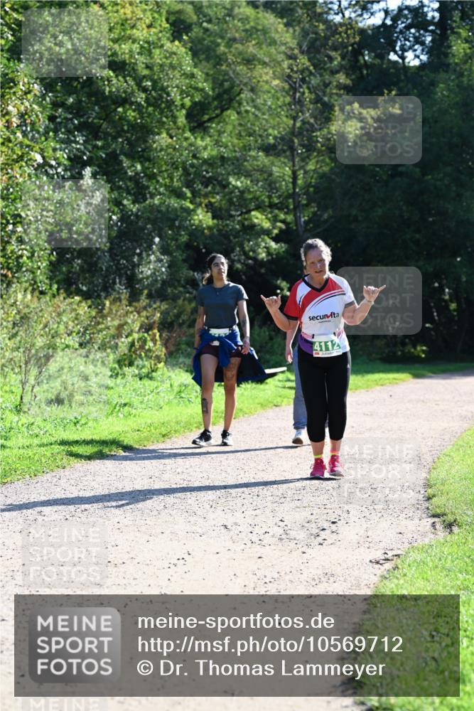 27.09.2026 - 35. Volkslauf durch das schöne Alstertal Dr. Thomas Lammeyer http://msf.ph/oto/10569712 27.09.2026 11:00:07 Laufen 4112 meine-sportfotos.de