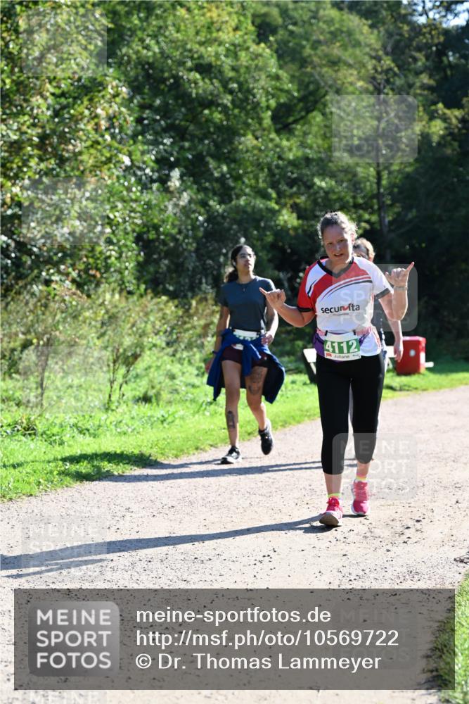 27.09.2026 - 35. Volkslauf durch das schöne Alstertal Dr. Thomas Lammeyer http://msf.ph/oto/10569722 27.09.2026 11:00:09 Laufen 4112 meine-sportfotos.de