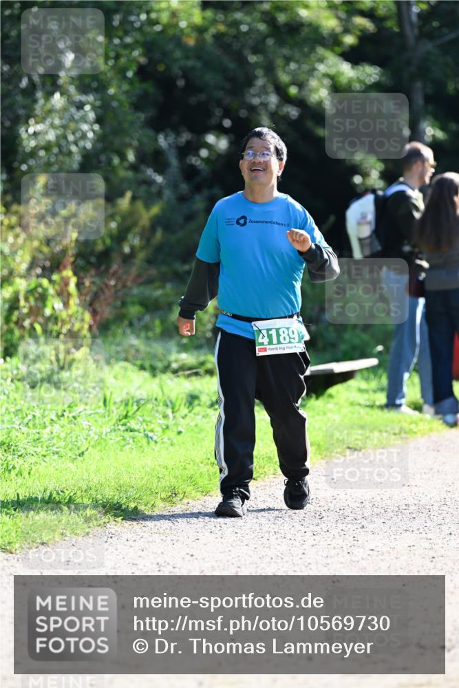 27.09.2026 - 35. Volkslauf durch das schöne Alstertal Dr. Thomas Lammeyer http://msf.ph/oto/10569730 27.09.2026 11:02:14 Laufen 4189 meine-sportfotos.de