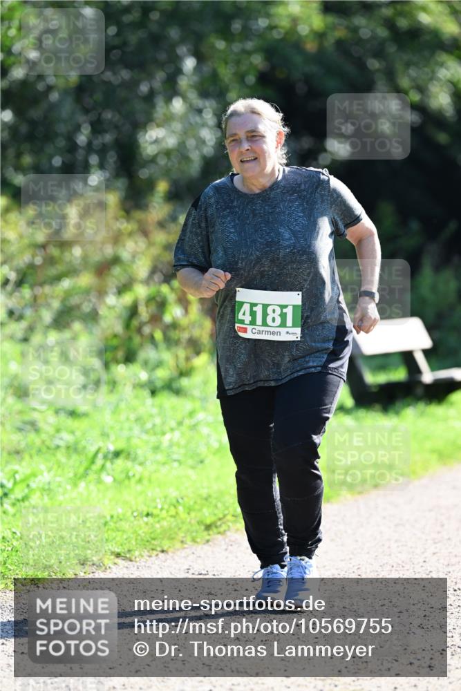 27.09.2026 - 35. Volkslauf durch das schöne Alstertal Dr. Thomas Lammeyer http://msf.ph/oto/10569755 27.09.2026 11:02:22 Laufen 4181 meine-sportfotos.de