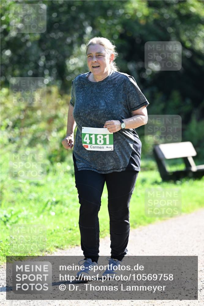 27.09.2026 - 35. Volkslauf durch das schöne Alstertal Dr. Thomas Lammeyer http://msf.ph/oto/10569758 27.09.2026 11:02:22 Laufen 4181 meine-sportfotos.de