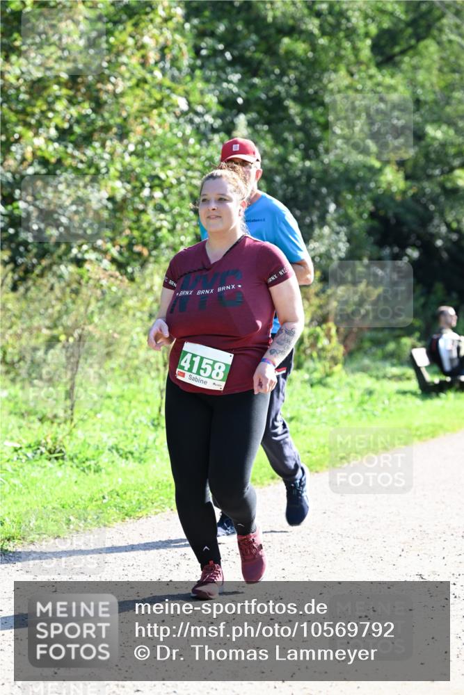 27.09.2026 - 35. Volkslauf durch das schöne Alstertal Dr. Thomas Lammeyer http://msf.ph/oto/10569792 27.09.2026 11:03:16 Laufen 4158 meine-sportfotos.de