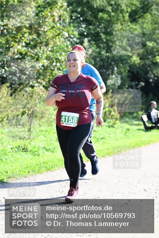 27.09.2026 - 35. Volkslauf durch das schöne Alstertal Dr. Thomas Lammeyer http://msf.ph/oto/10569793 27.09.2026 11:03:16 Laufen 4158 meine-sportfotos.de
