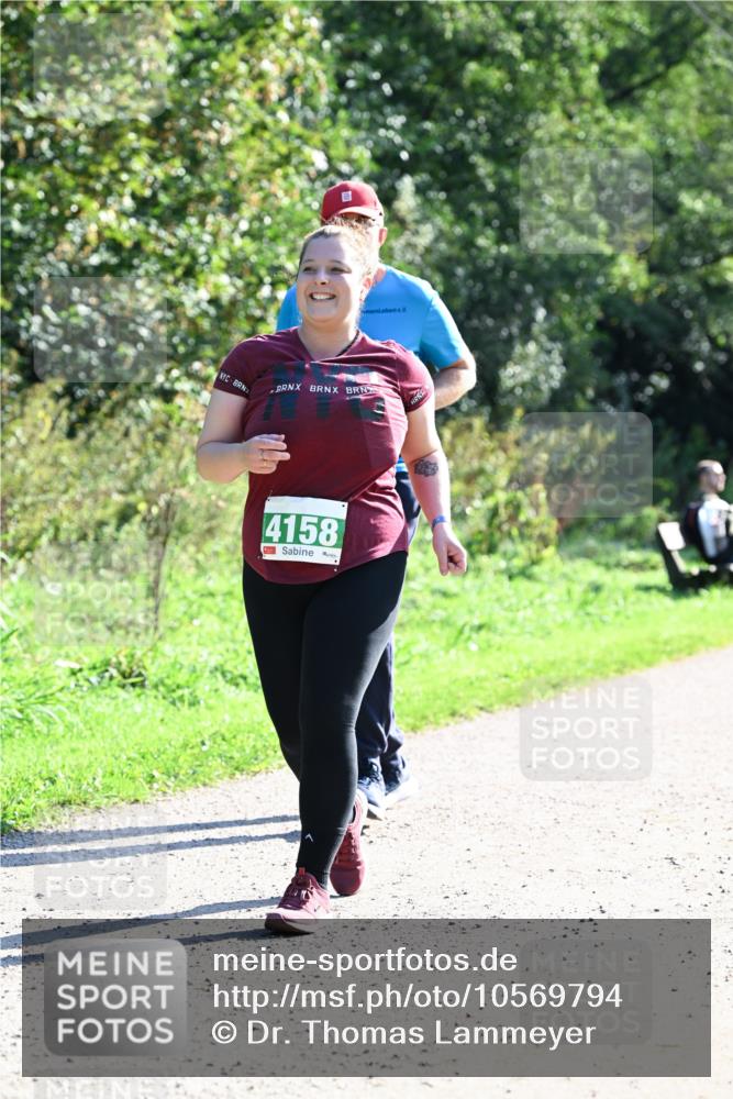 27.09.2026 - 35. Volkslauf durch das schöne Alstertal Dr. Thomas Lammeyer http://msf.ph/oto/10569794 27.09.2026 11:03:16 Laufen 4158 meine-sportfotos.de