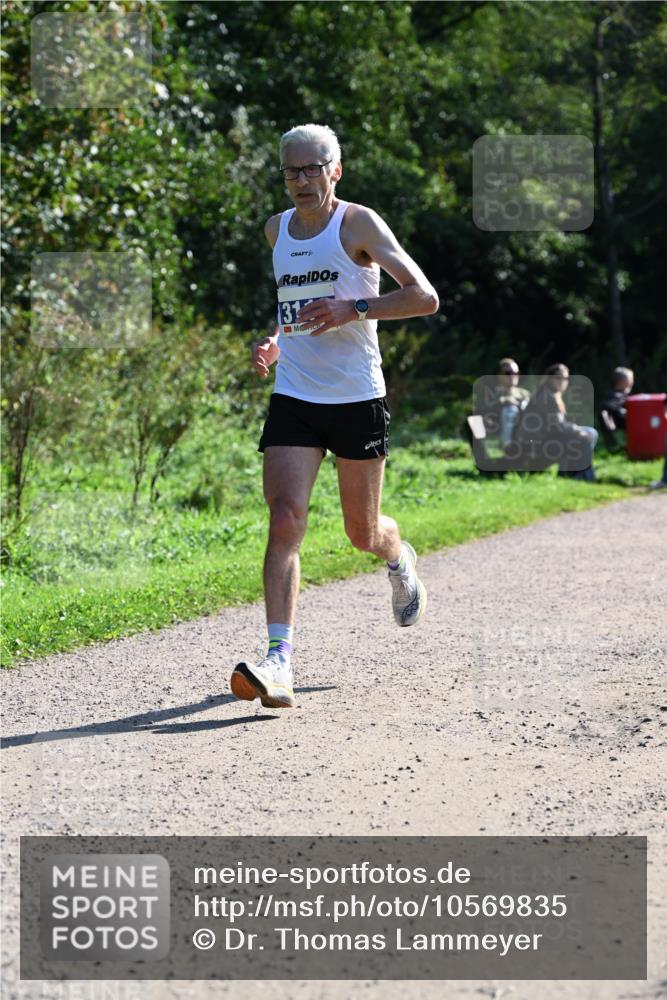 27.09.2026 - 35. Volkslauf durch das schöne Alstertal Dr. Thomas Lammeyer http://msf.ph/oto/10569835 27.09.2026 11:05:06 Laufen 31 meine-sportfotos.de