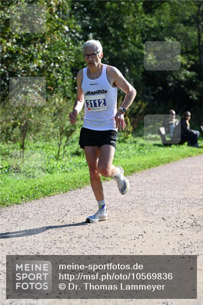 27.09.2026 - 35. Volkslauf durch das schöne Alstertal Dr. Thomas Lammeyer http://msf.ph/oto/10569836 27.09.2026 11:05:06 Laufen 3112 meine-sportfotos.de