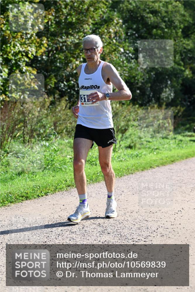 27.09.2026 - 35. Volkslauf durch das schöne Alstertal Dr. Thomas Lammeyer http://msf.ph/oto/10569839 27.09.2026 11:05:07 Laufen 31 meine-sportfotos.de