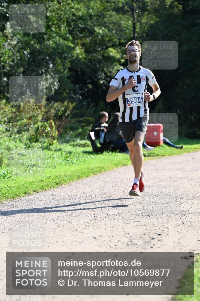 27.09.2026 - 35. Volkslauf durch das schöne Alstertal Dr. Thomas Lammeyer http://msf.ph/oto/10569877 27.09.2026 11:05:42 Laufen 3984 meine-sportfotos.de