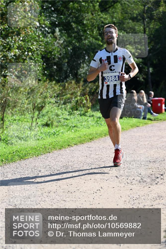 27.09.2026 - 35. Volkslauf durch das schöne Alstertal Dr. Thomas Lammeyer http://msf.ph/oto/10569882 27.09.2026 11:05:43 Laufen 3984 meine-sportfotos.de