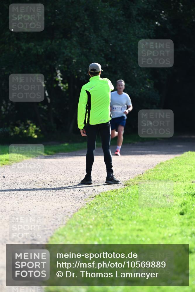27.09.2026 - 35. Volkslauf durch das schöne Alstertal Dr. Thomas Lammeyer http://msf.ph/oto/10569889 27.09.2026 11:05:55 Laufen  meine-sportfotos.de