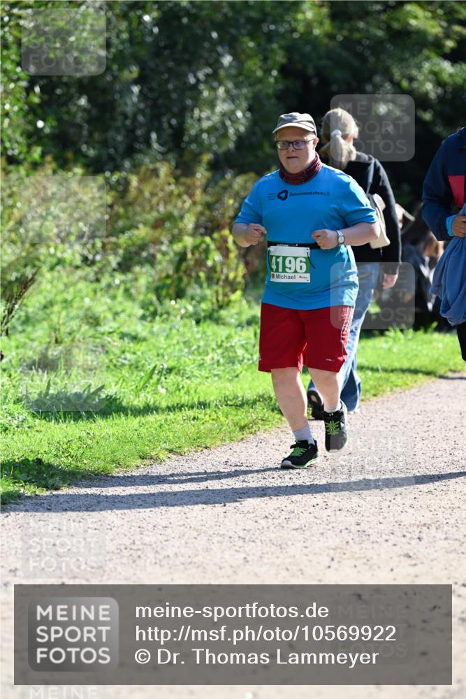 27.09.2026 - 35. Volkslauf durch das schöne Alstertal Dr. Thomas Lammeyer http://msf.ph/oto/10569922 27.09.2026 11:06:16 Laufen 4196 meine-sportfotos.de
