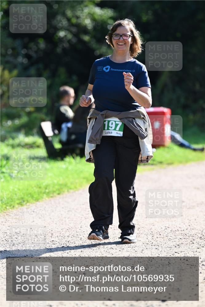 27.09.2026 - 35. Volkslauf durch das schöne Alstertal Dr. Thomas Lammeyer http://msf.ph/oto/10569935 27.09.2026 11:06:59 Laufen 197 meine-sportfotos.de