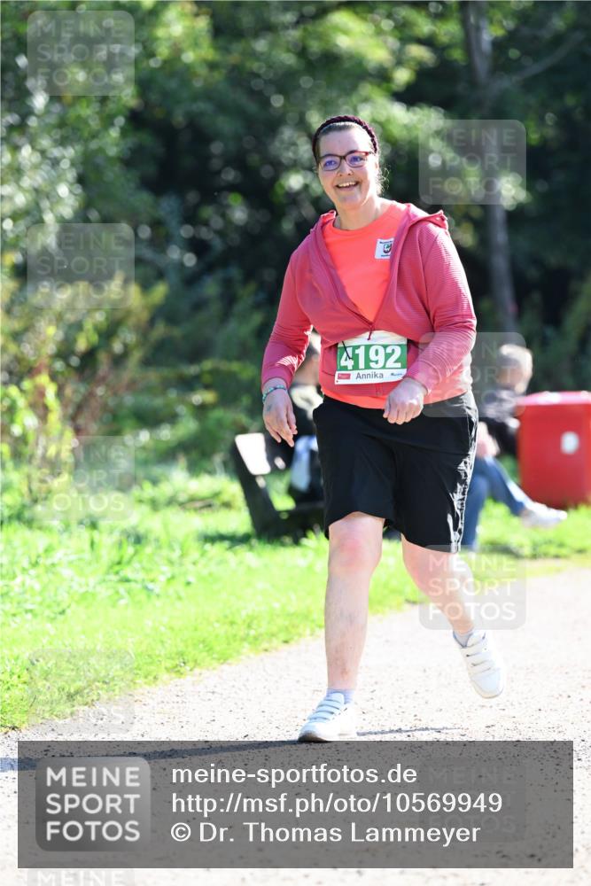 27.09.2026 - 35. Volkslauf durch das schöne Alstertal Dr. Thomas Lammeyer http://msf.ph/oto/10569949 27.09.2026 11:07:11 Laufen 4192 meine-sportfotos.de